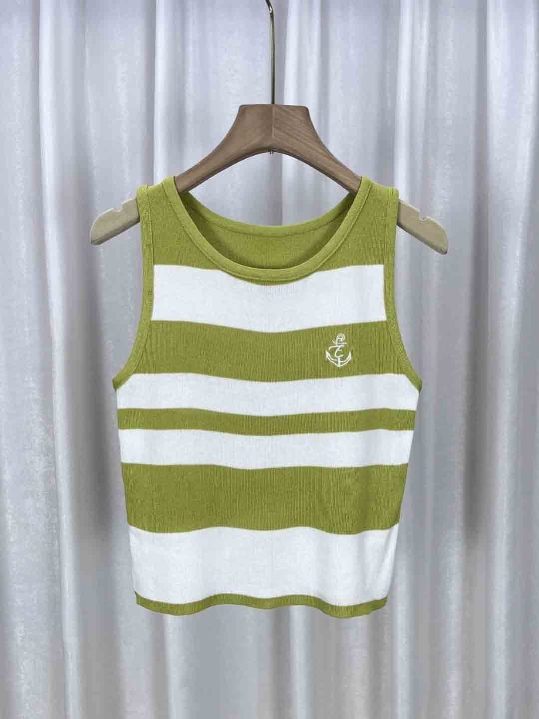 

StyleCast Girls Striped Round Neck Top, Green