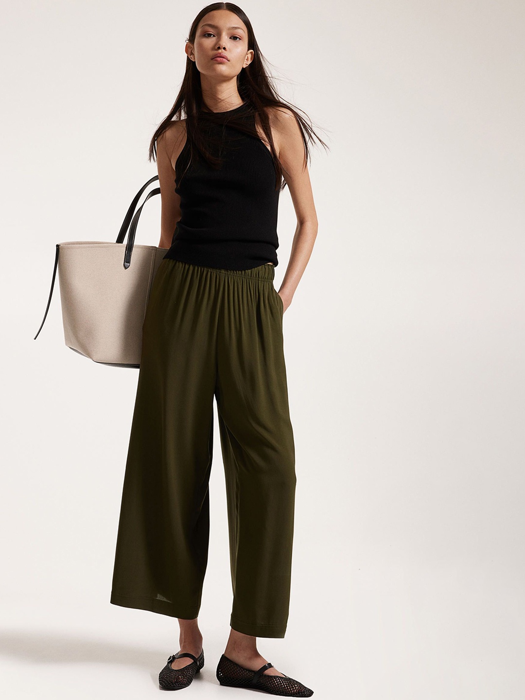 

H&M Women Cropped Pull-On Trousers, Olive
