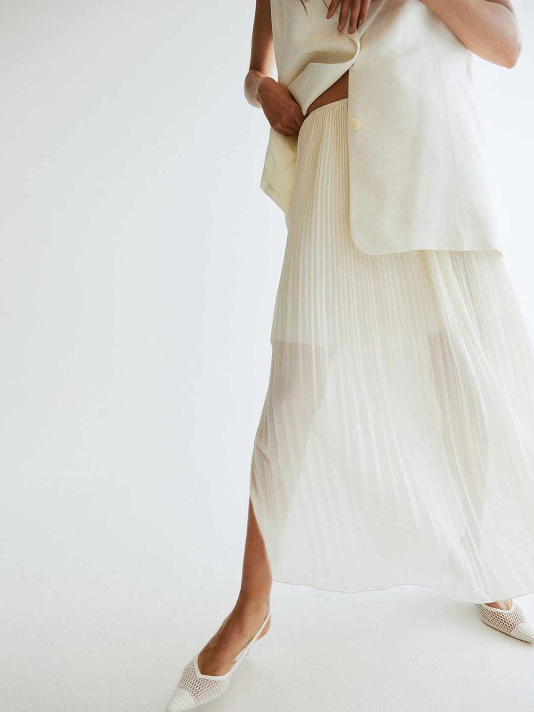 

H&M Pleated Chiffon Skirt, White