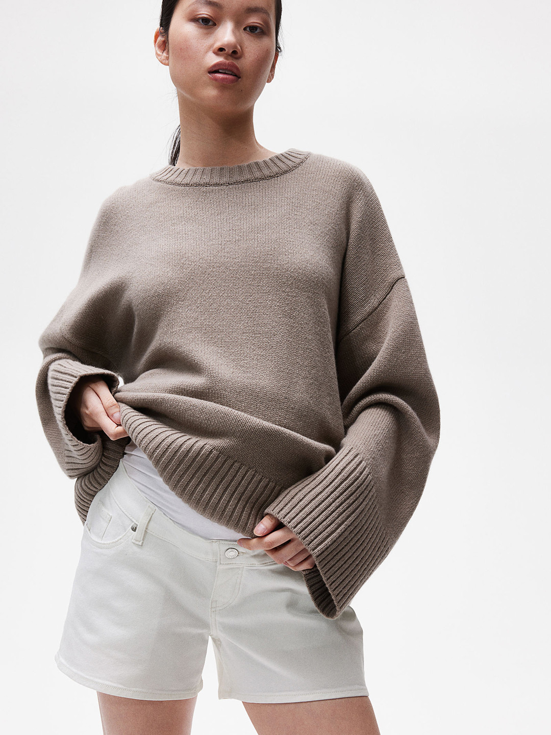 

H&M Women MAMA Denim Shorts, White