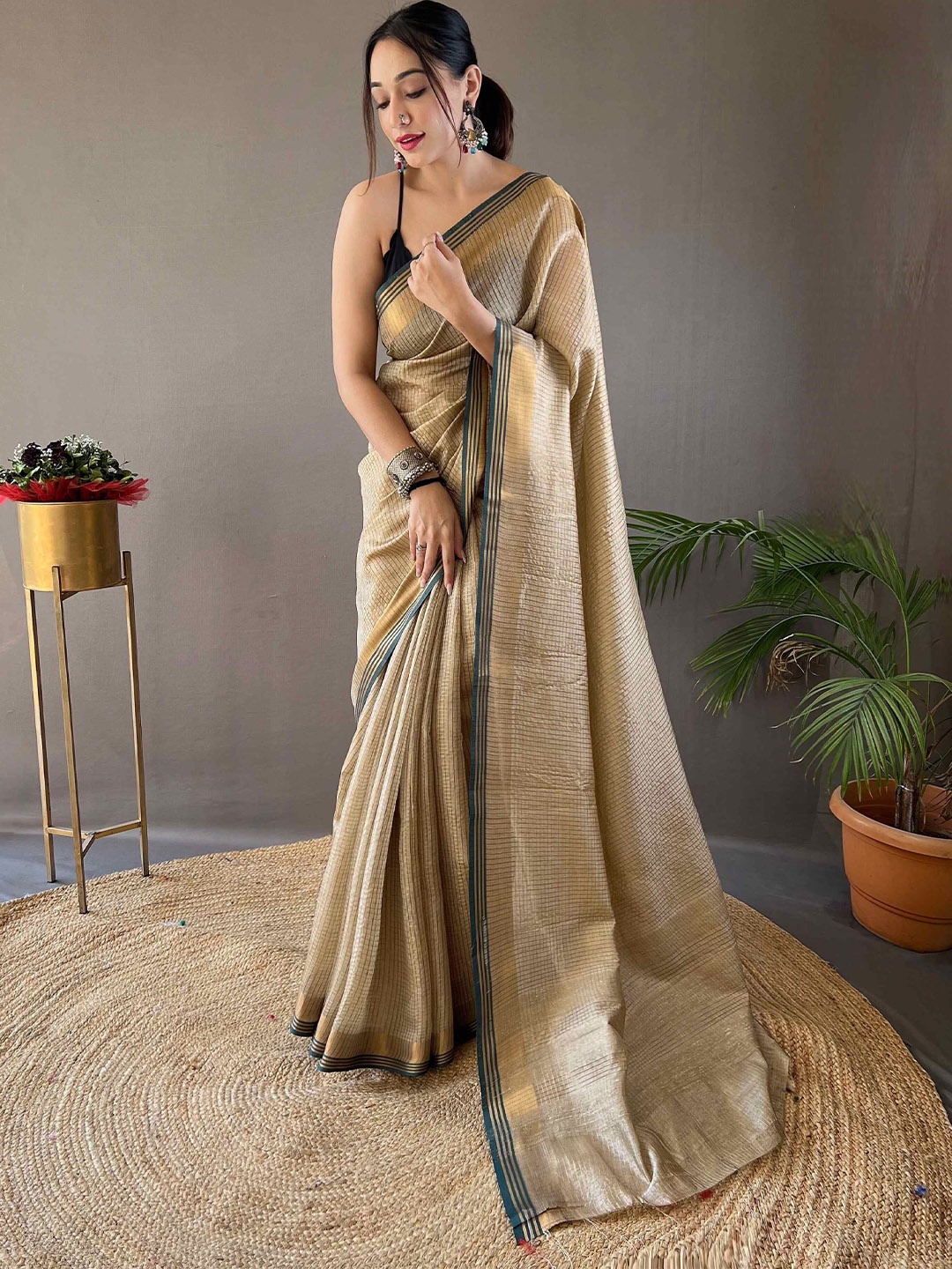 

DEVATITHI Woven Design Zari Banarasi Saree, Coffee brown