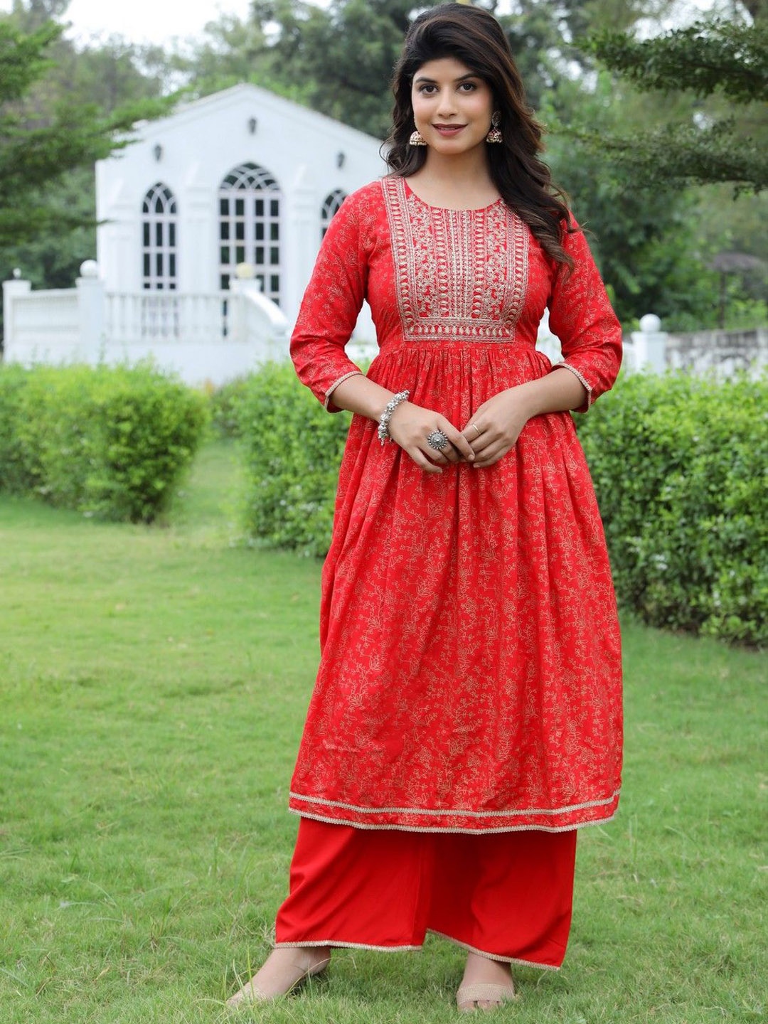 

HEBA Ethnic Motifs Embroidered Empire Sequinned Kurta With Palazzo, Red