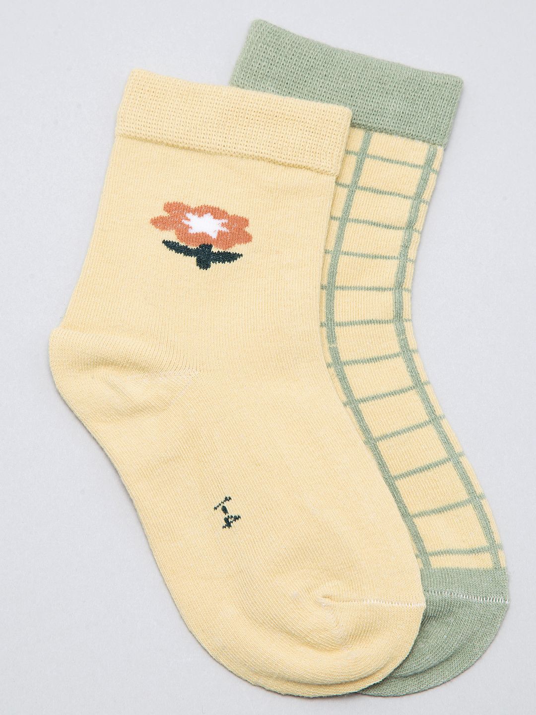 

J Style Kids Pack of 2 Patterned Ankle Length Socks, Yellow