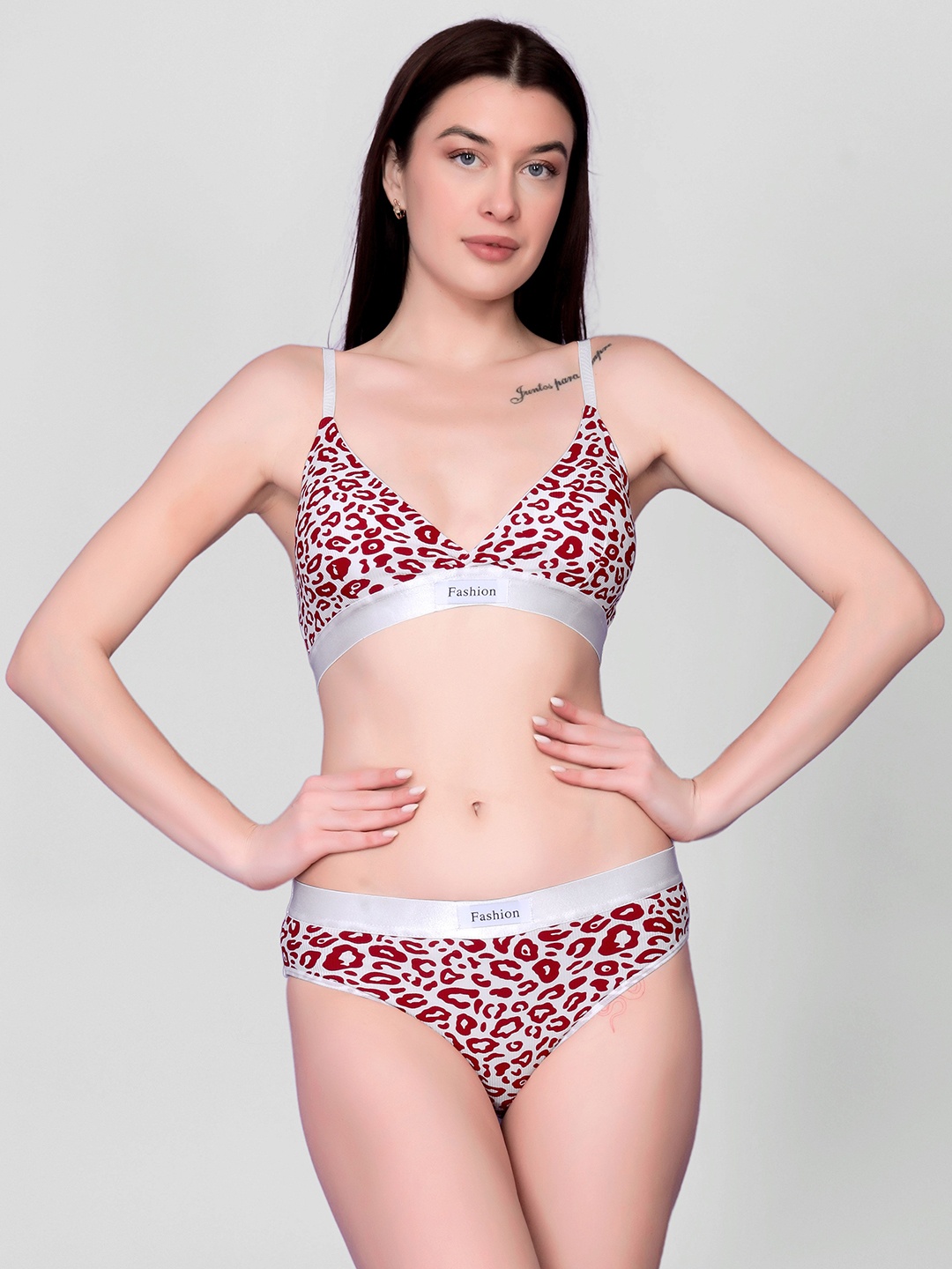

Flenzy Printed Lightly-Padded Lingerie Set, Maroon