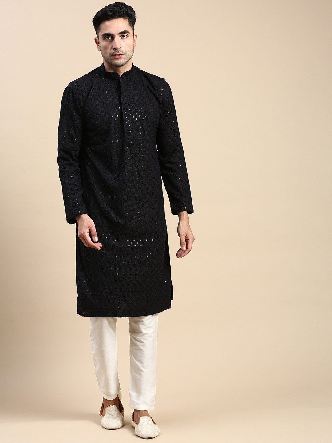 

Rishika Embellished Mandarin Collar Sequins Detailed Straight Regular Kurta, Black