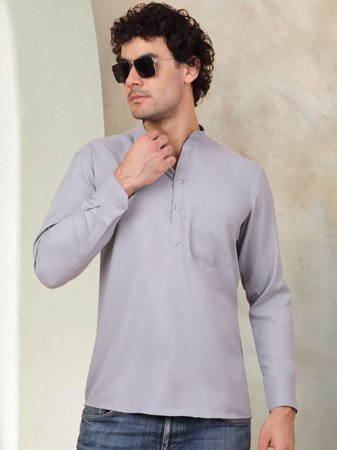 

Jompers Mandarin Collar Long Sleeves Short Kurta, Grey