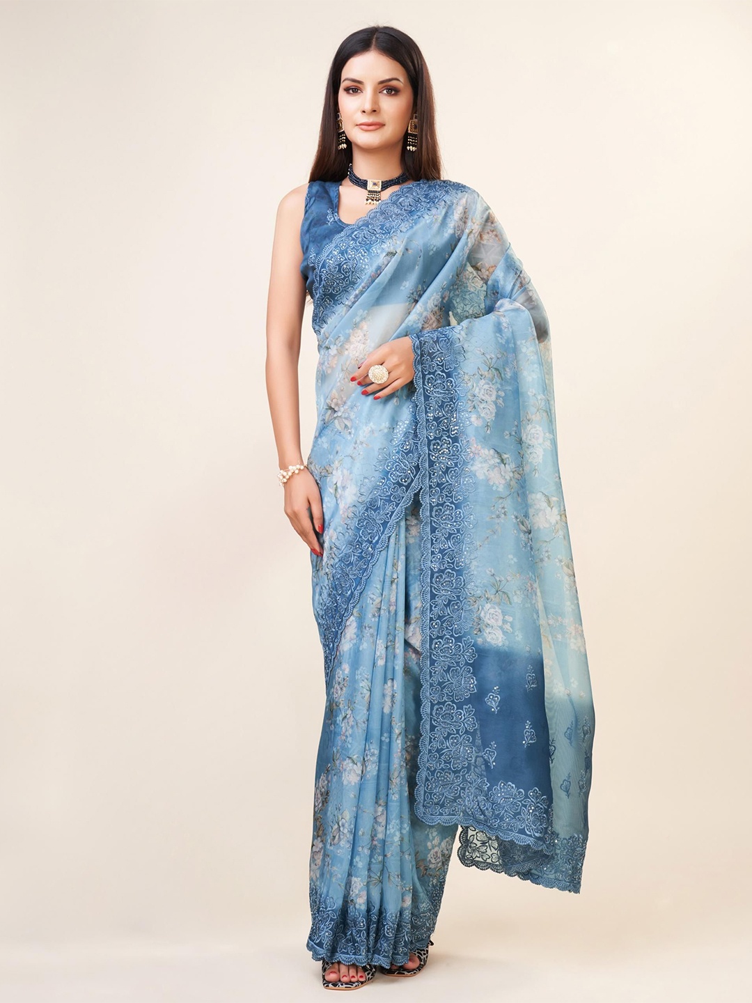 

Trendmalls Embellished Sequinned Organza Saree, Sea green