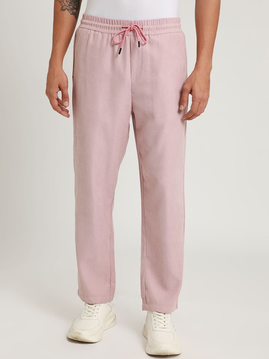 

Banana Club Men Relaxed Mid-Rise Corduroy Weave Trousers, Pink