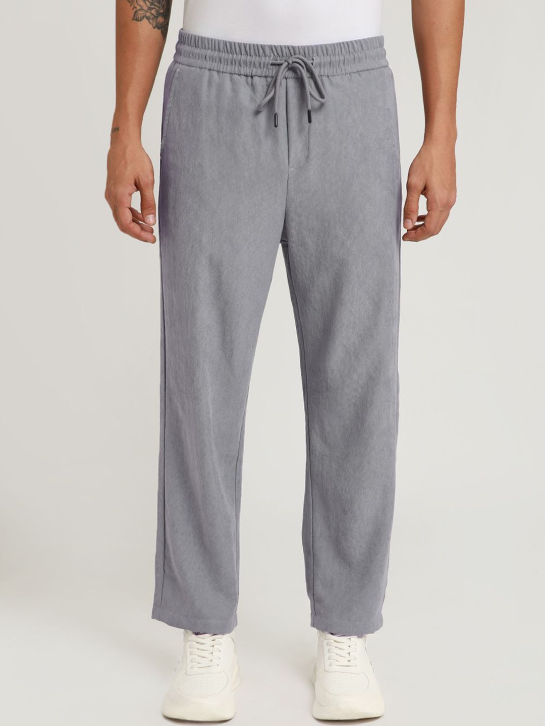 

Banana Club Men Relaxed Corduroy Trouser, Lavender
