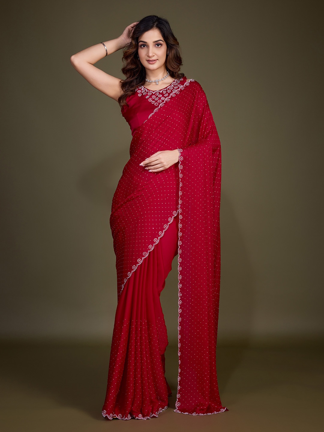 

Trendmalls Embellished Beads and Stones Heavy Work Saree, Red