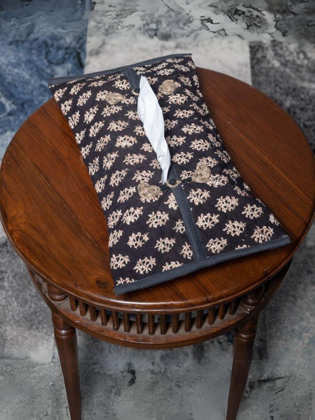 

Peepul Tree Black Textured Fabric Tissue Holder