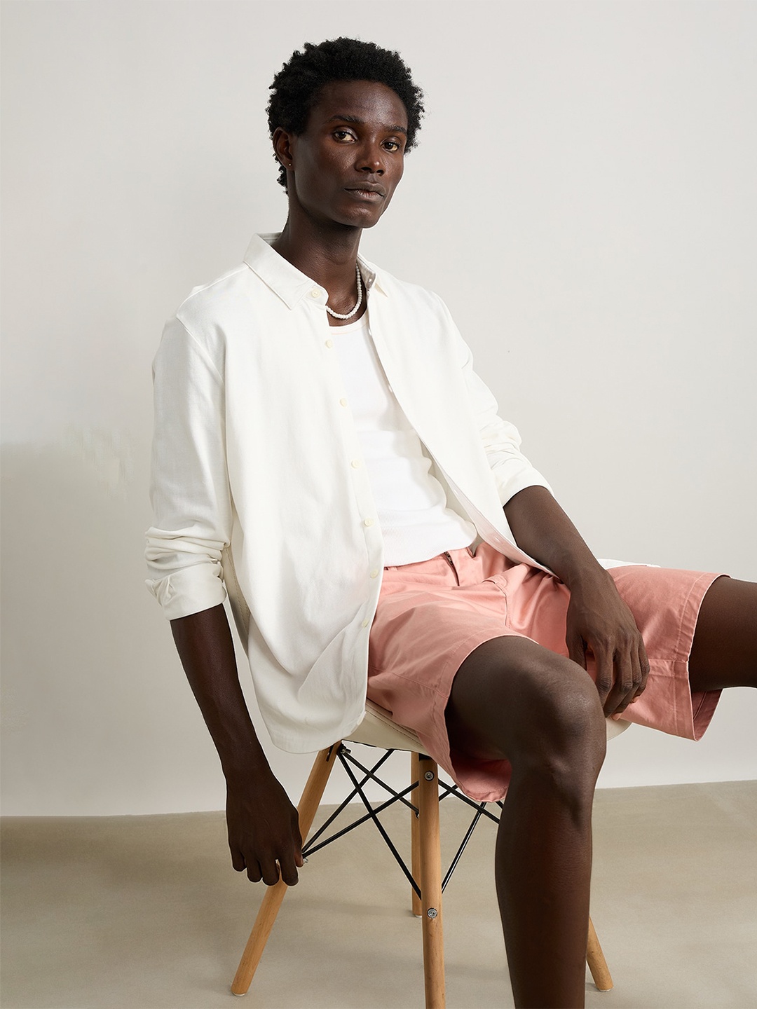 

FREAKINS Spread Collar Casual Shirt, White