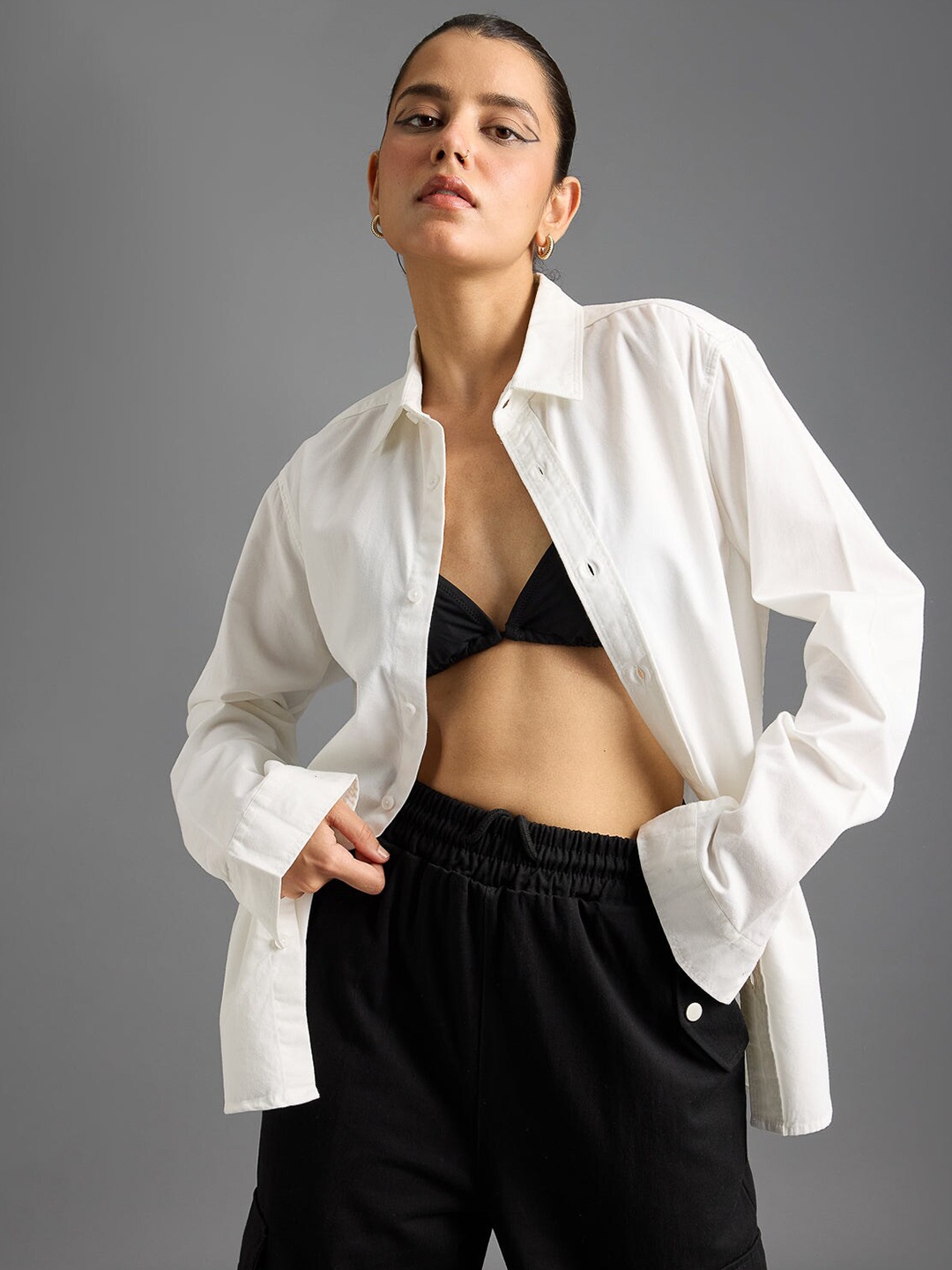

FREAKINS Spread Collar Long Sleeves Pure Cotton Casual Shirt, White