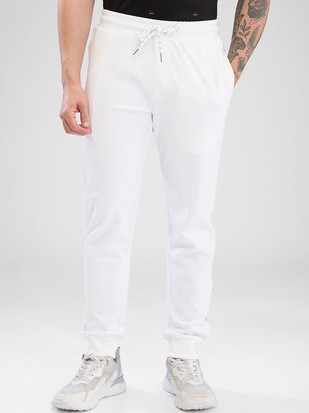 

Park Avenue Men Slim-Fit Mid Rise Joggers, White