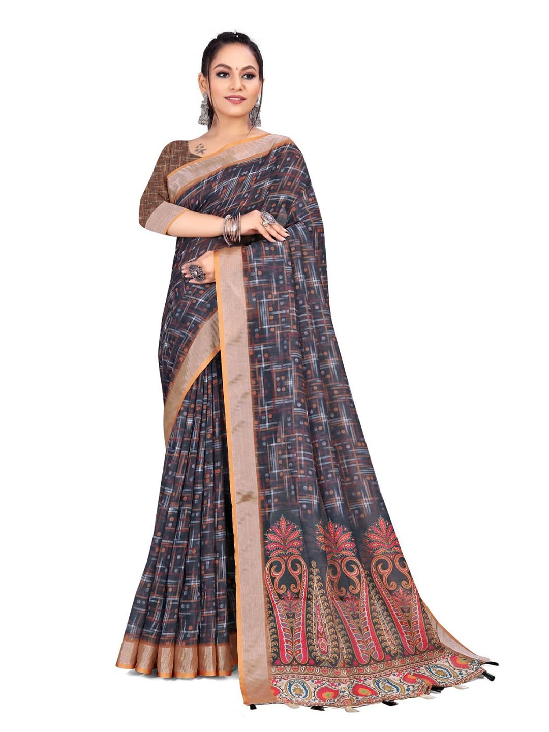 

RUNAYA NX Geometric Printed Zari Saree, Black