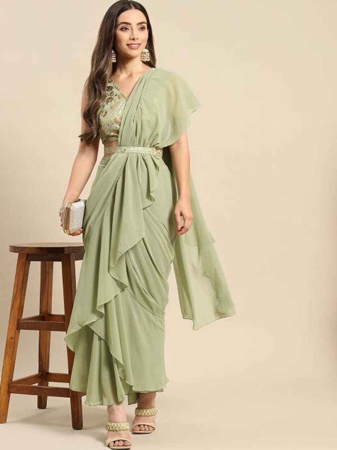 

Trendmalls Floral Mukaish Pure Georgette Heavy Work Saree, Green