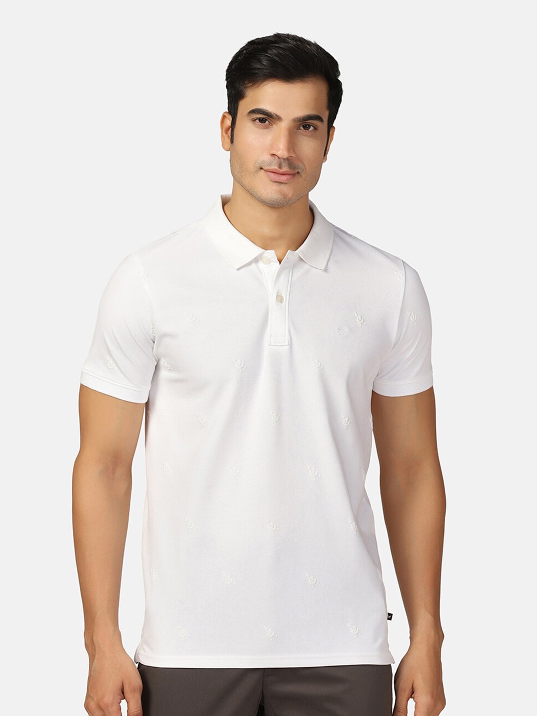 

Blackberrys Embroidered Polo Collar Cotton Slim Fit T-shirt, White