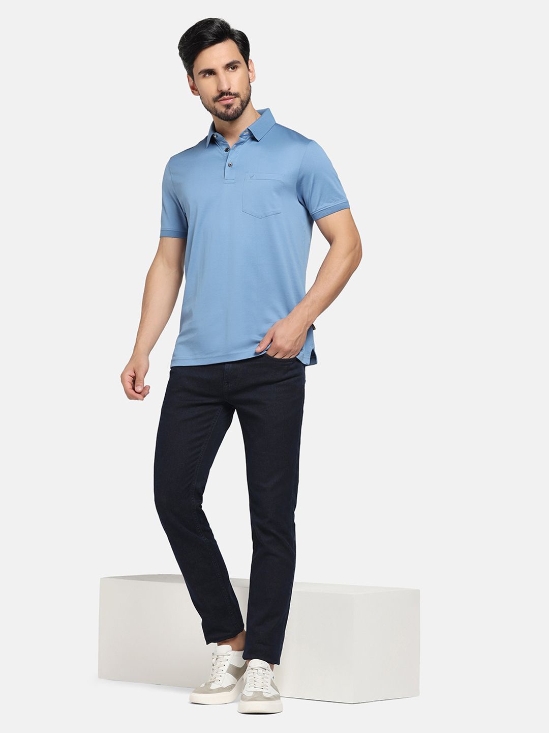 

Blackberrys Men Polo Collar Pockets Slim Fit T-shirt, Blue