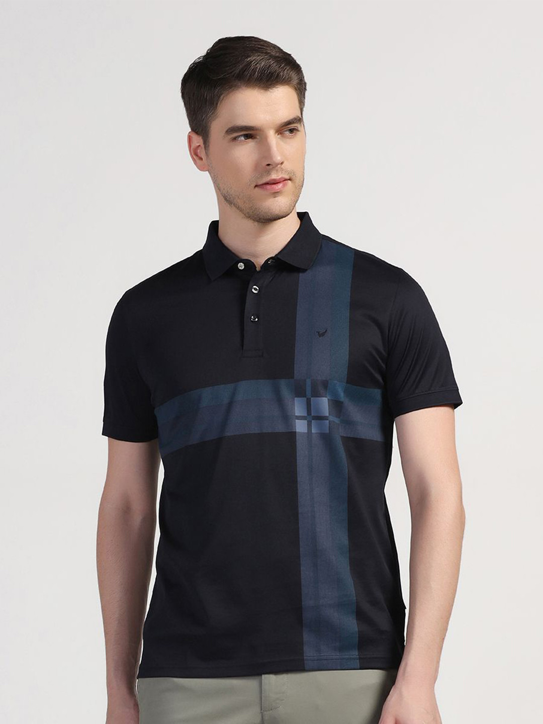 

Blackberrys Colourblocked Polo Collar Cotton Slim Fit T-shirt, Navy blue