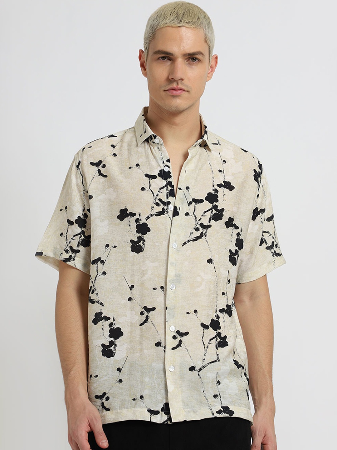 

Banana Club Classic Slim Fit Floral Printed Casual Shirt, Beige