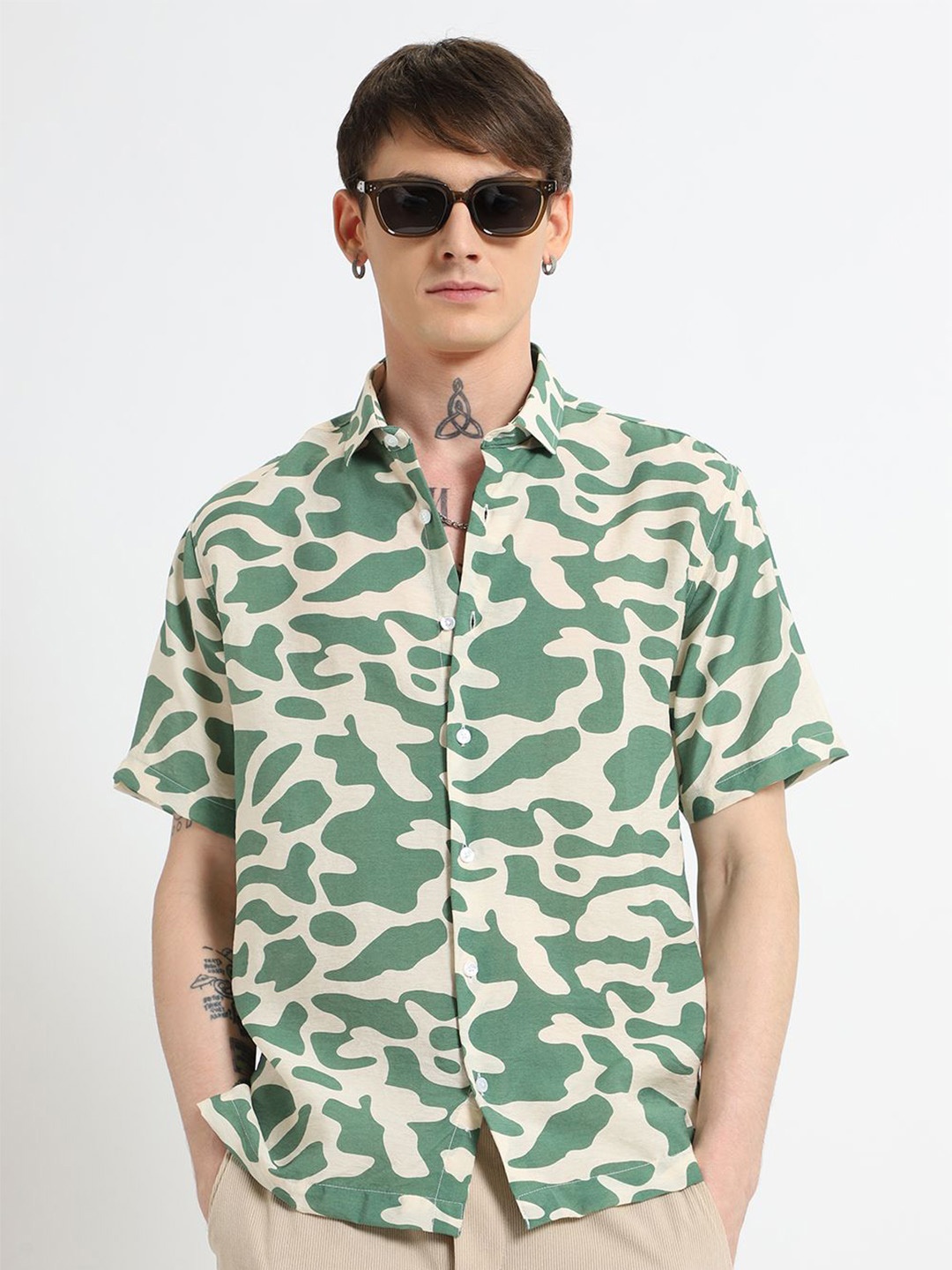 

Banana Club Classic Slim Fit Abstract Printed Casual Shirt, Green