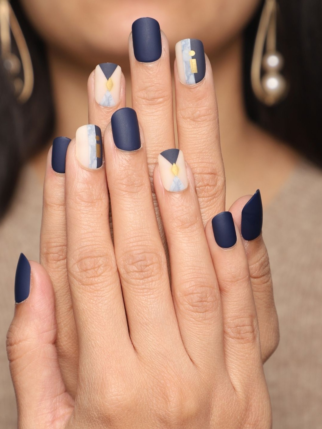 

LICK 30 Pcs Matte Pattern Fake Artificial Press On Nails - Navy Blue