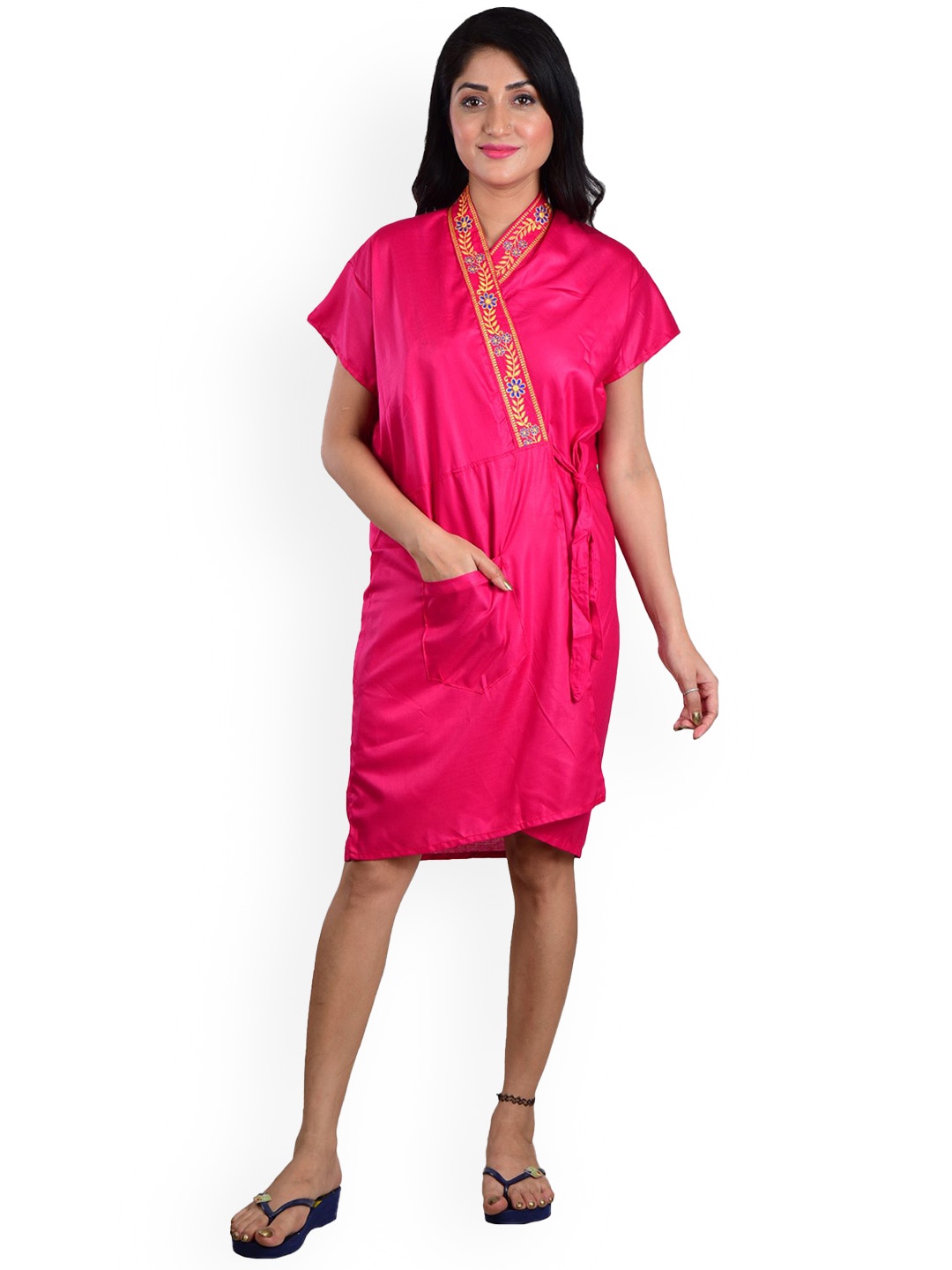 

DUI KONNA Women Embroidered V-Neck Robe, Pink