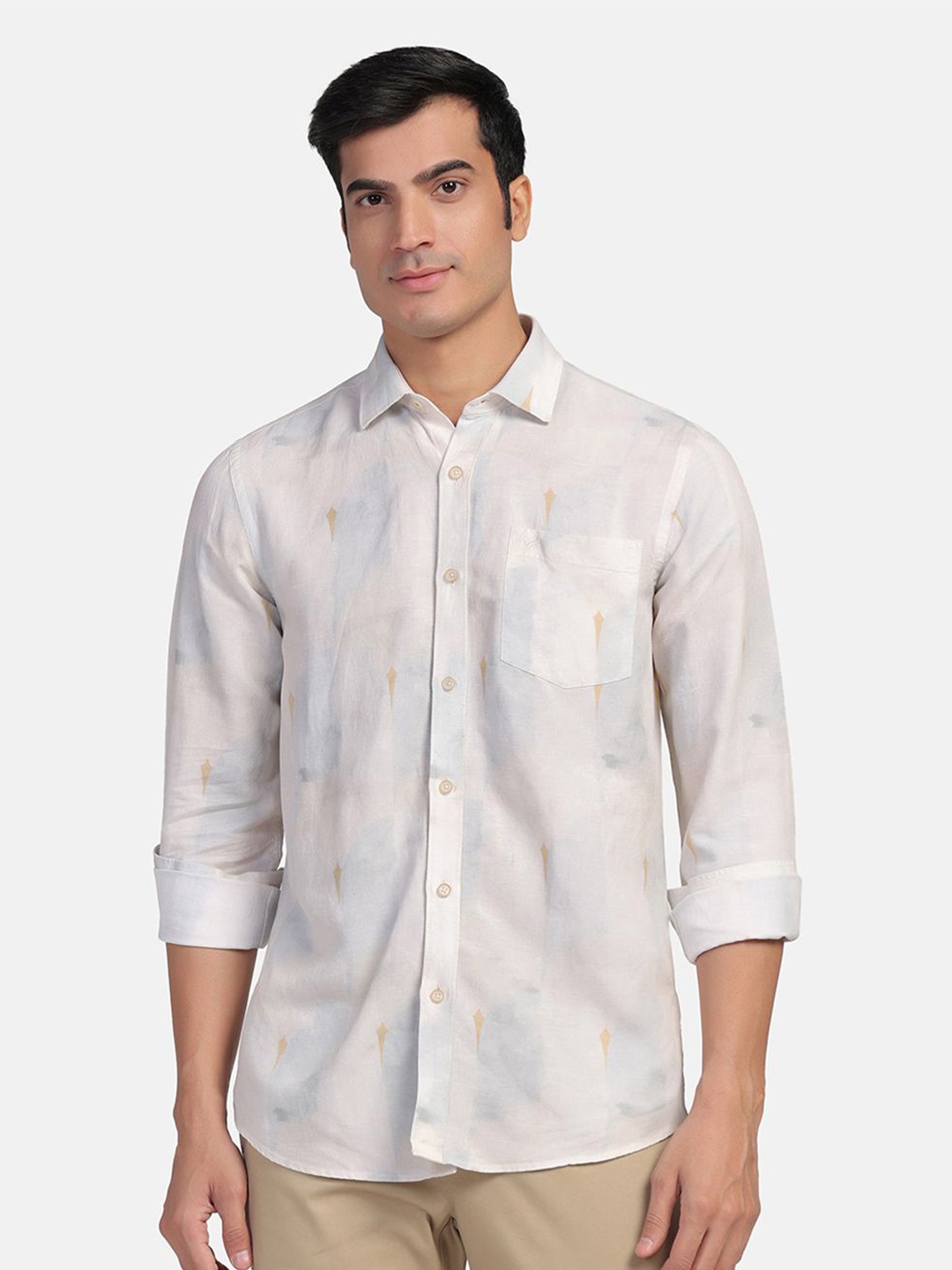 

Blackberrys Straight Slim Fit Geometric Printed Casual Shirt, Beige