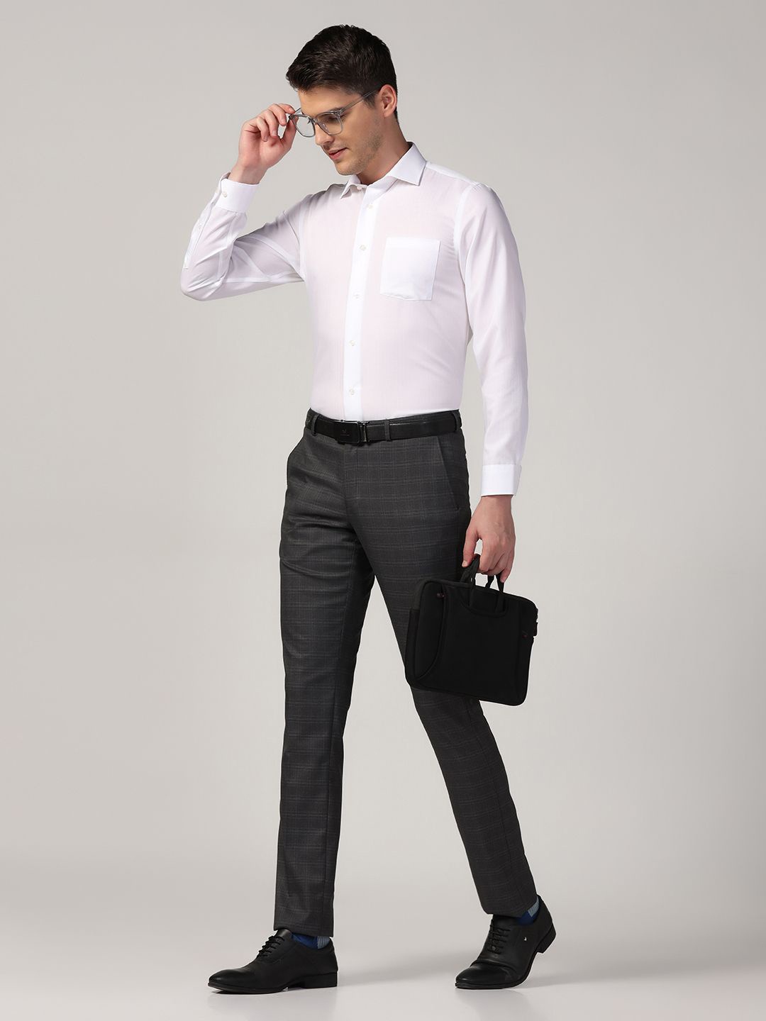 

Blackberrys Straight Slim Fit Cotton Formal Shirt, White