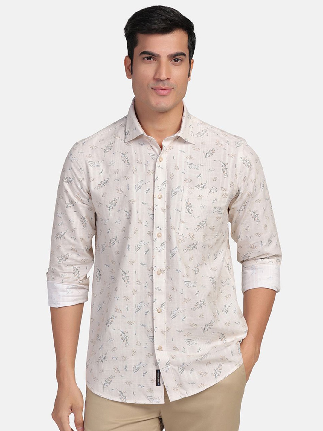 

Blackberrys Straight Slim Fit Floral Printed Cotton Casual Shirt, Beige