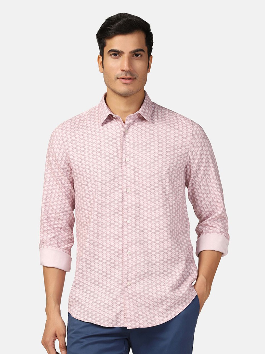 

Blackberrys Straight Slim Fit Geometric Printed Cotton Casual Shirt, Pink