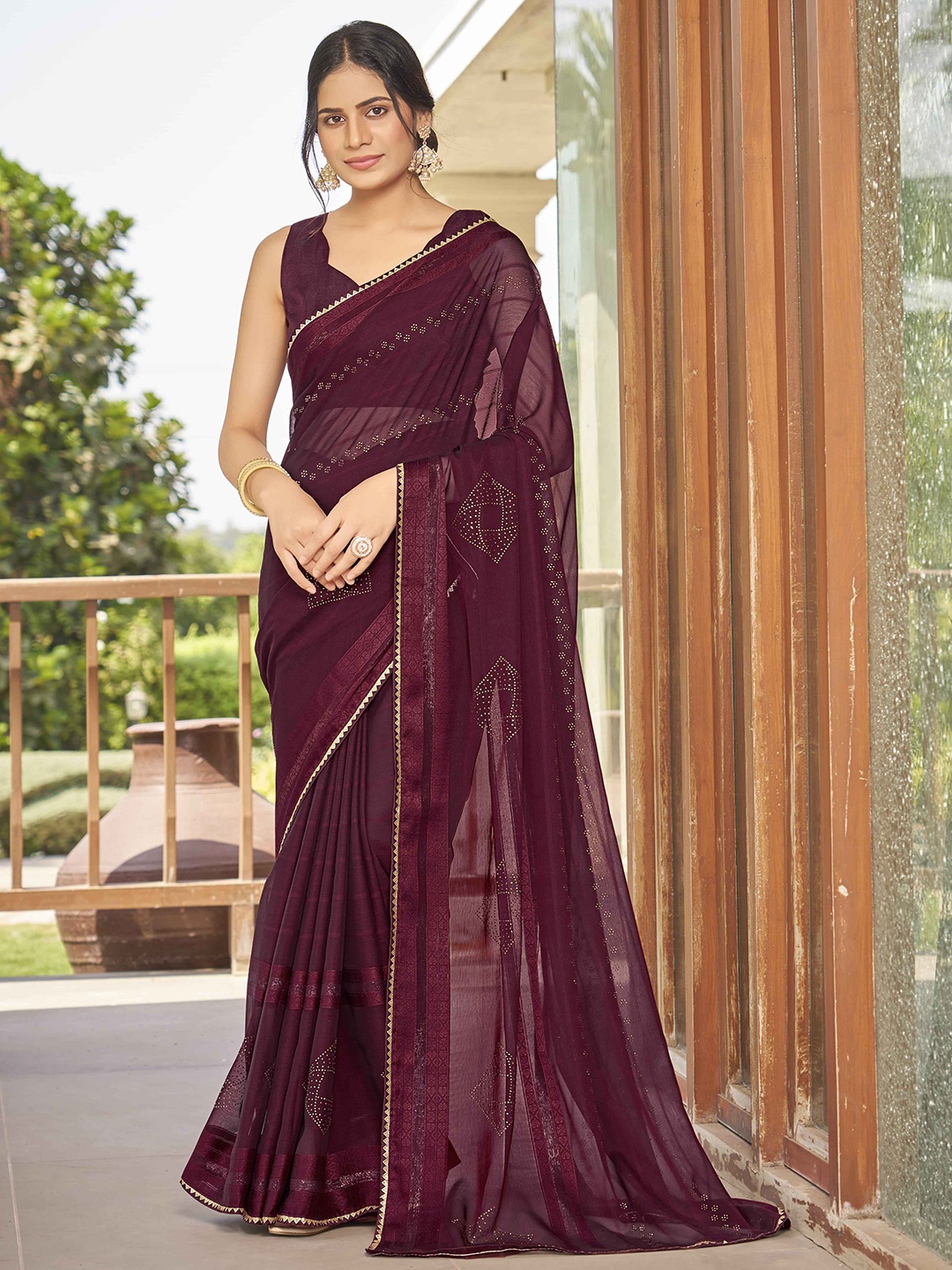 

SUTRAM Ethnic Motifs Woven Design Embellished Saree, Purple