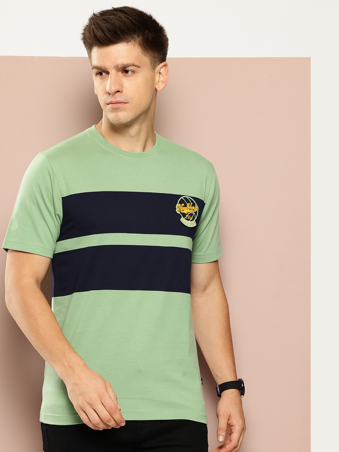 

Club York Men Colourblocked T-shirt, Green