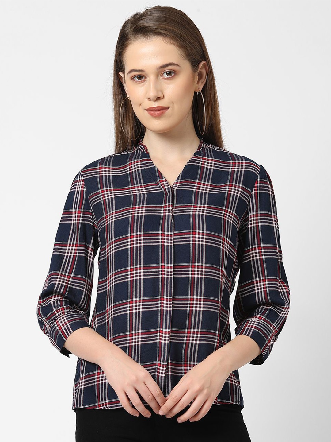 

Kraus Jeans V Neck Slim Fit Tartan Checks Casual Shirt, Navy blue