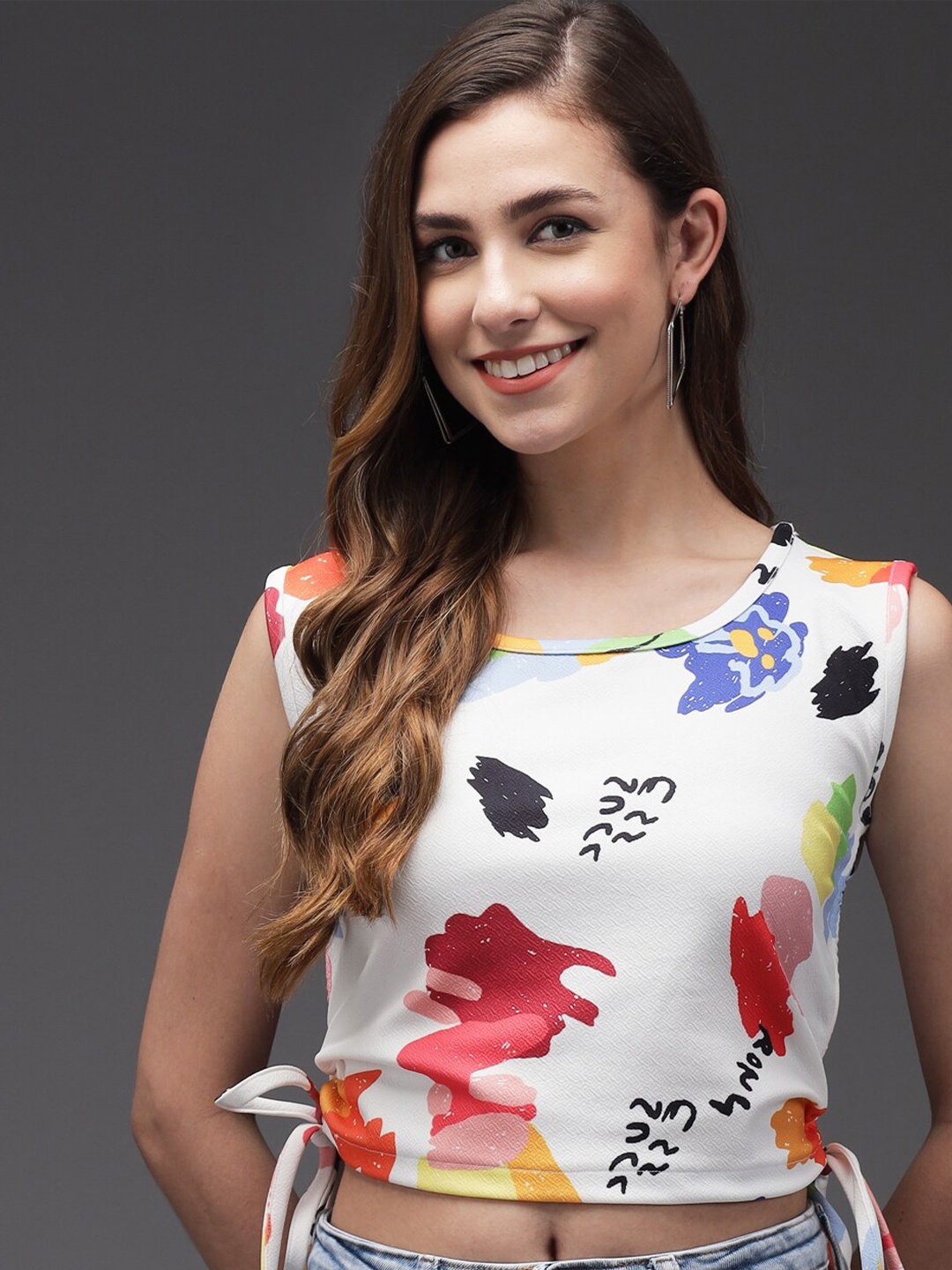 

TANDUL Round Neck Printed Ruched Crop Top, White