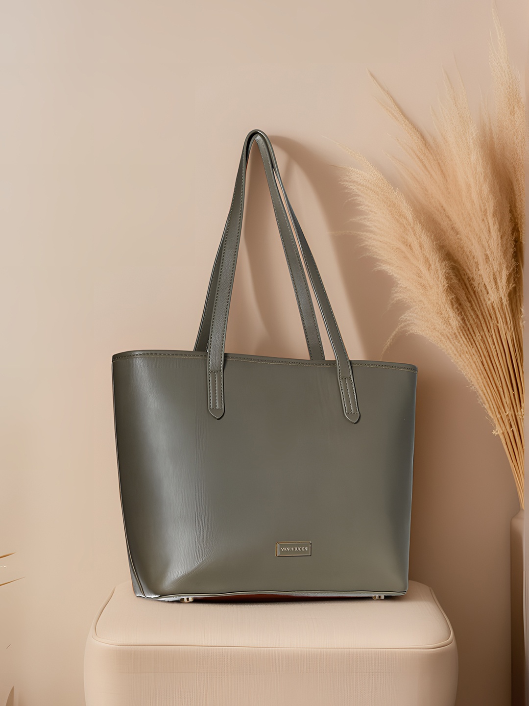 

Van Heusen Structured Shoulder Bag, Olive