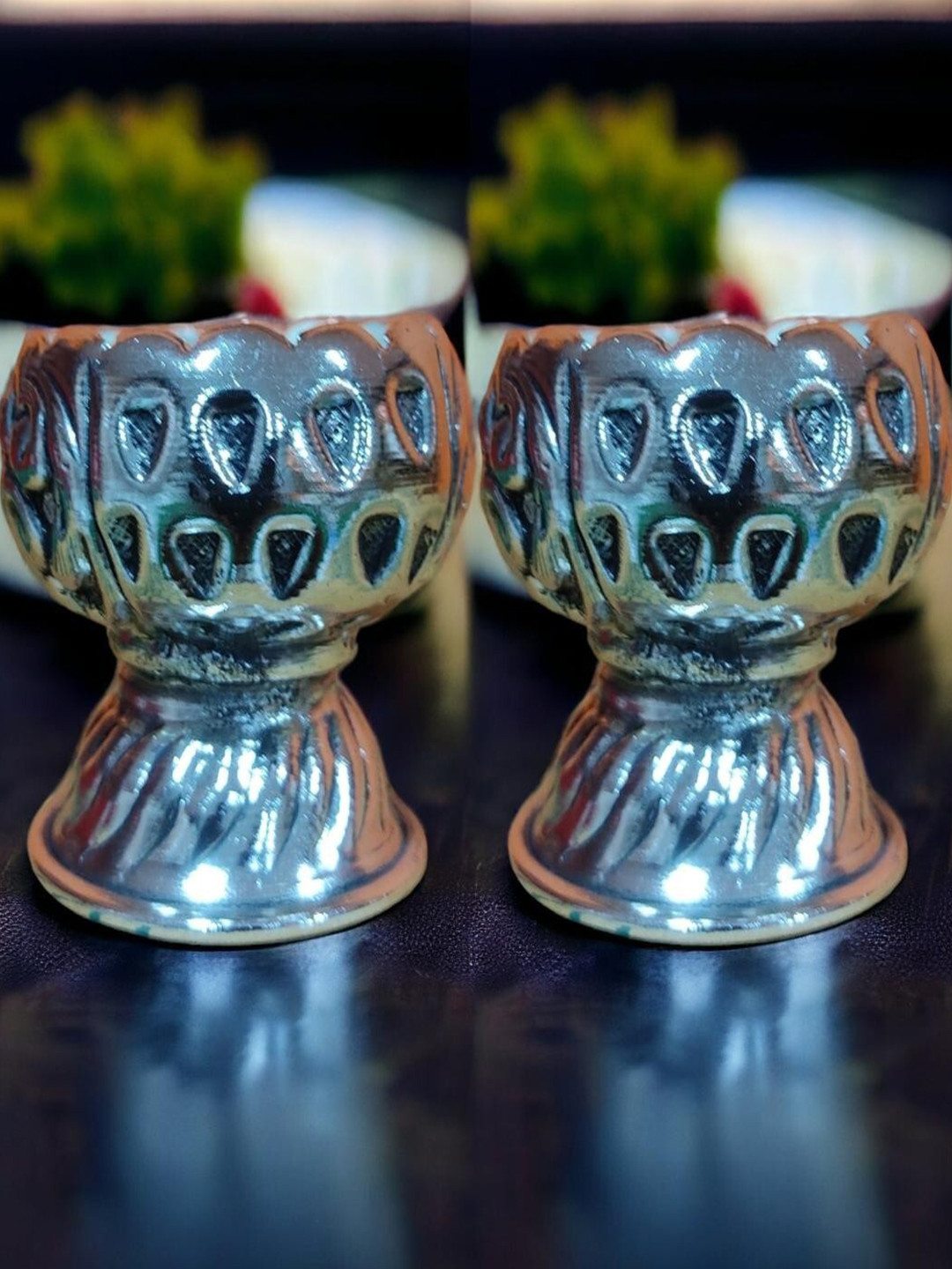 

Sigaram 2 Pieces Antique German Silver Kum Kum Cup With Lay