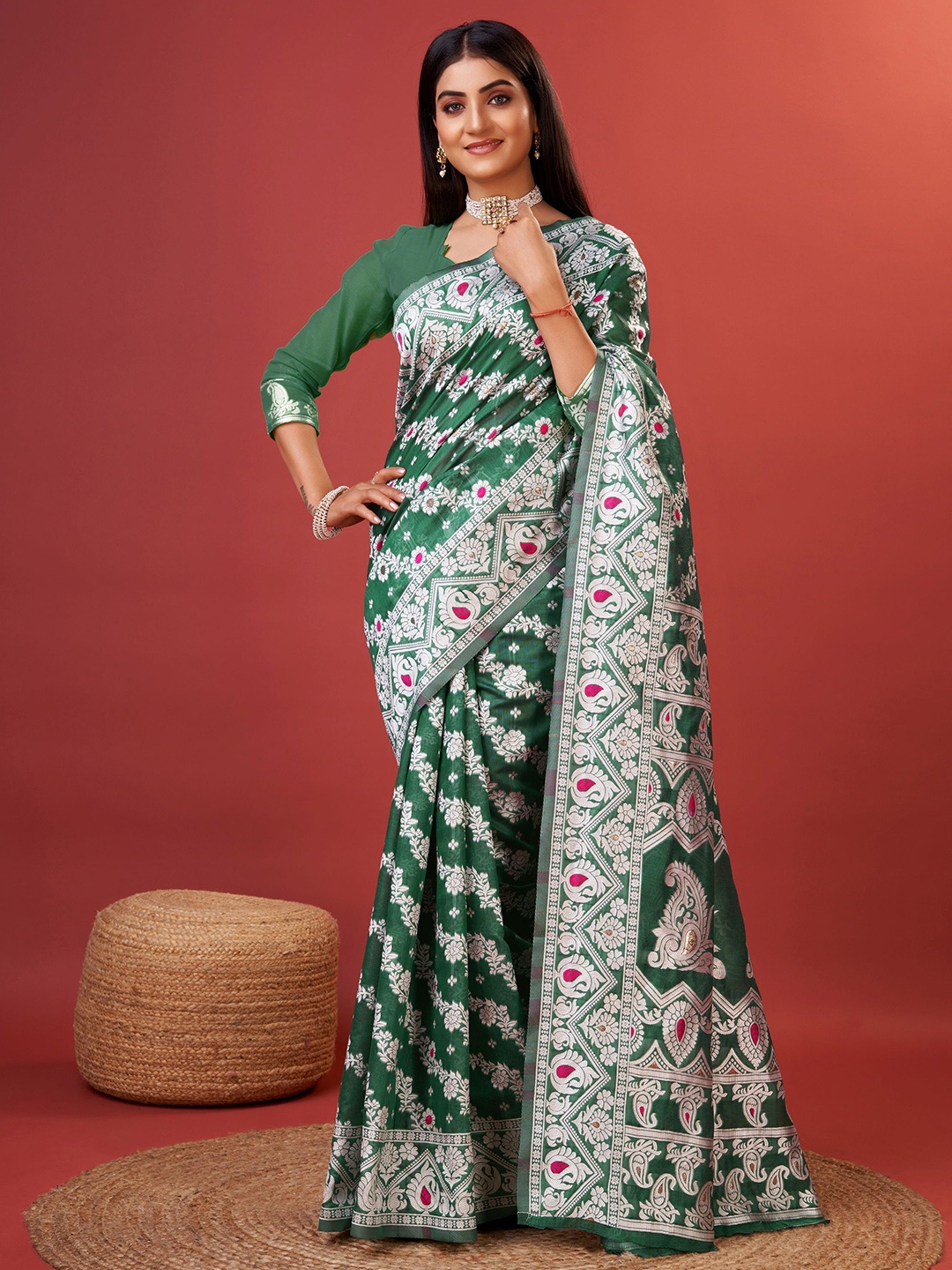 

Mitera Floral Zari Pure Cotton Banarasi Saree, Green