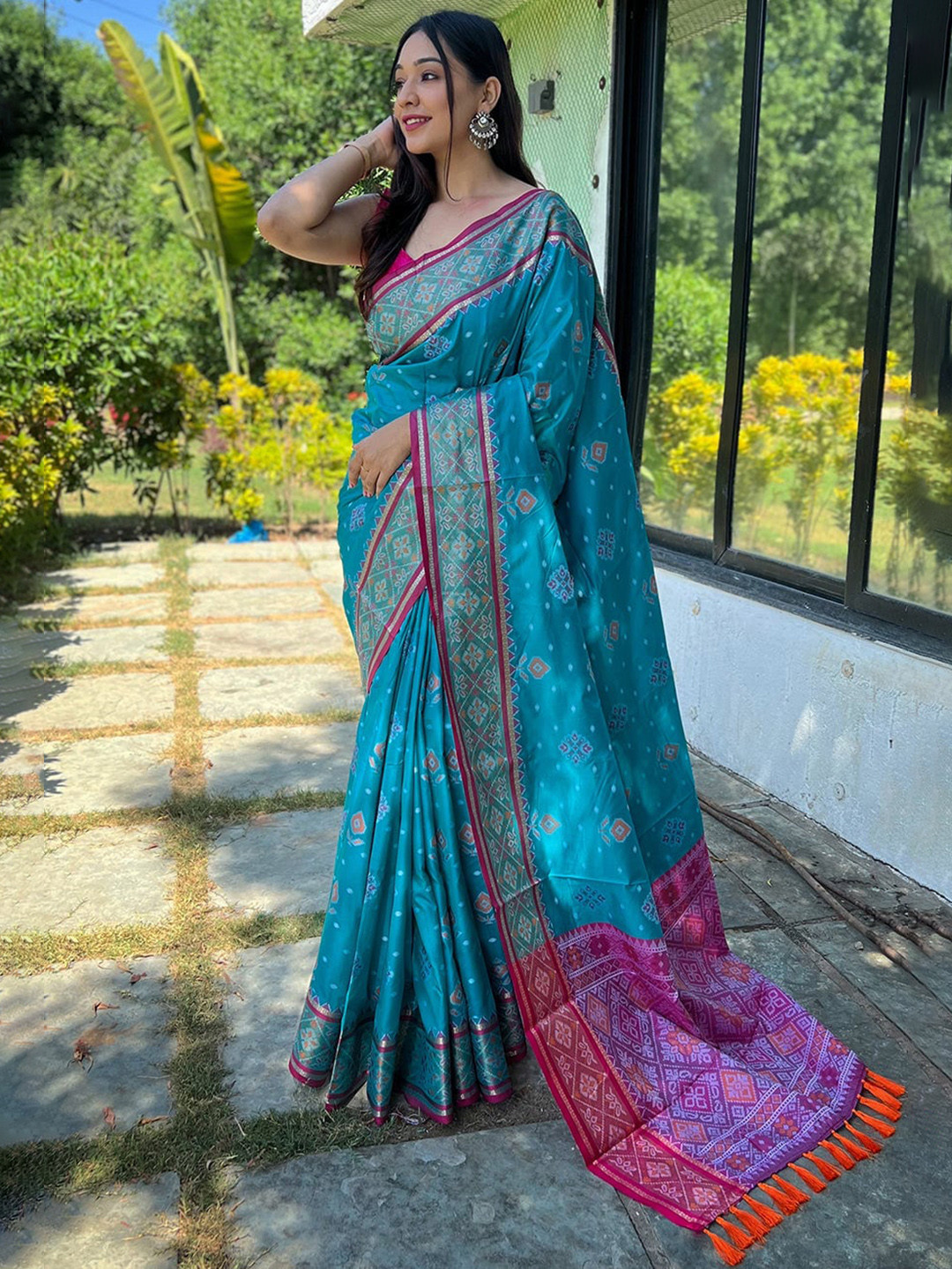 

Mitera Woven Design Zari Patola Saree, Blue
