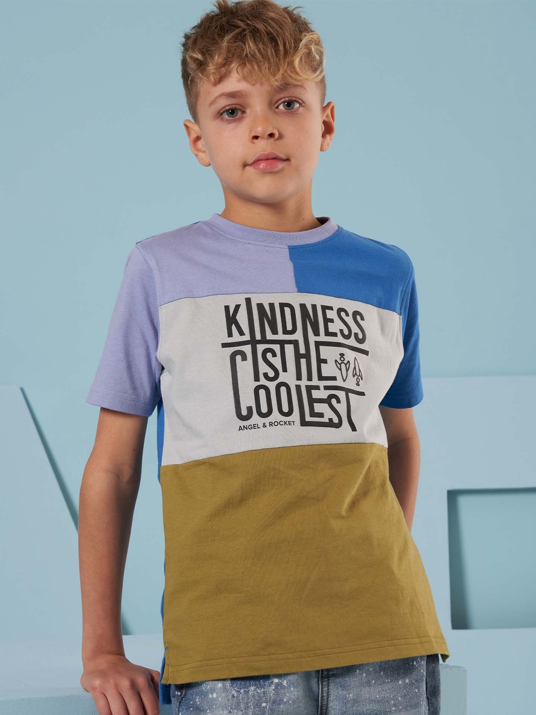

Angel & Rocket Boys Typography Printed Mandarin Collar Extended Sleeves Applique Slim Fit T-shirt, Green