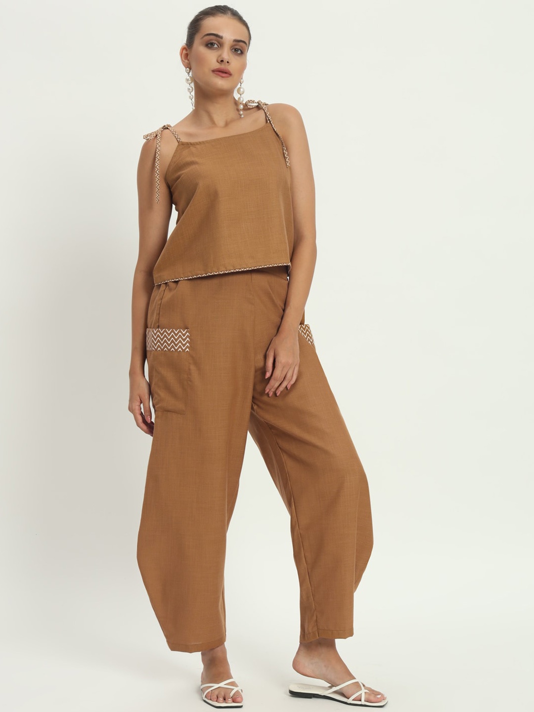 

9rasa Shoulder Straps Pure Cotton Top With Side Cowl Trousers, Mustard