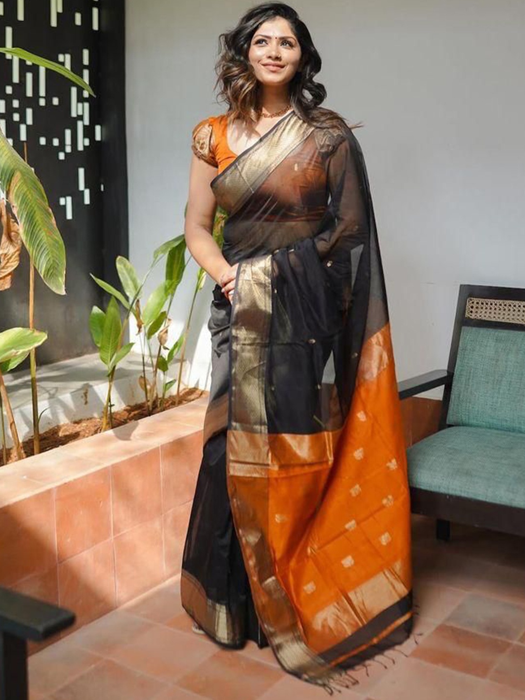 

bansari textiles Woven Design Zari Banarasi Saree, Black
