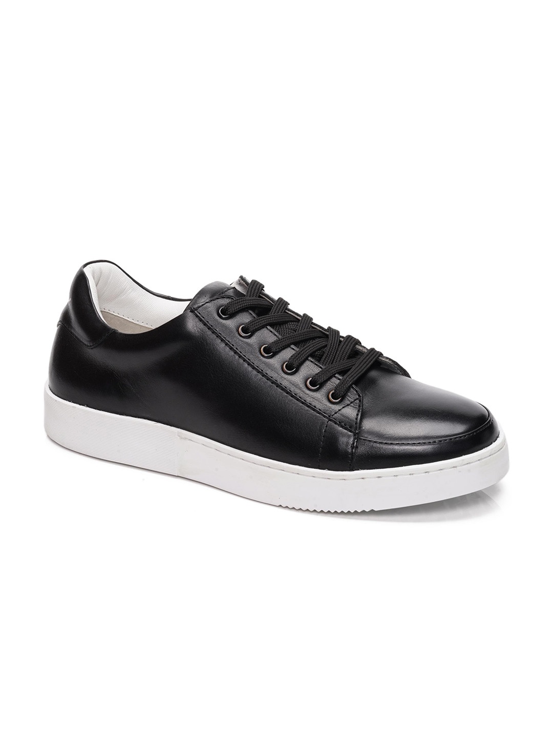 

mccoy Men Round Toe Comfort Insole Leather Sneakers, Black