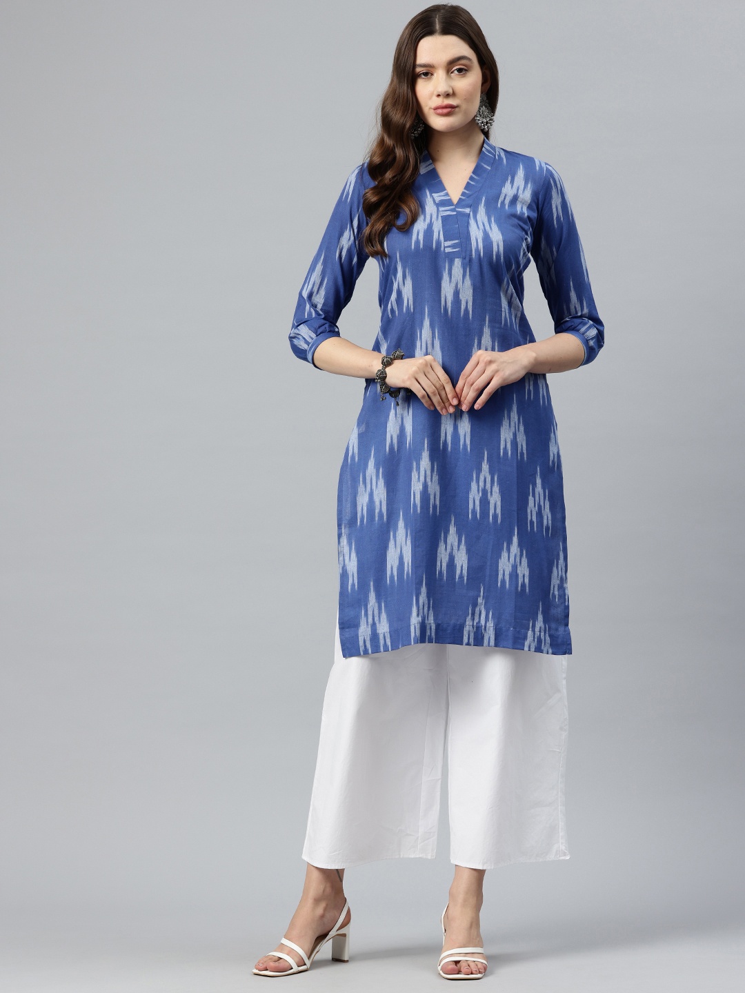 

One Femme Ikat Printed Pure Cotton Kurta, Blue