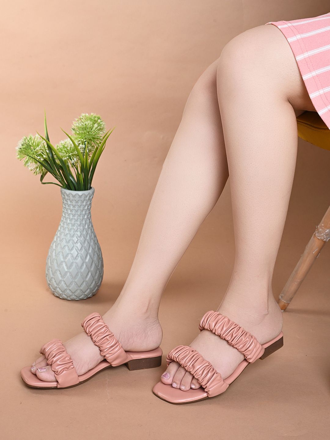 

XE Looks No Back Strap Open Toe Flats, Cream