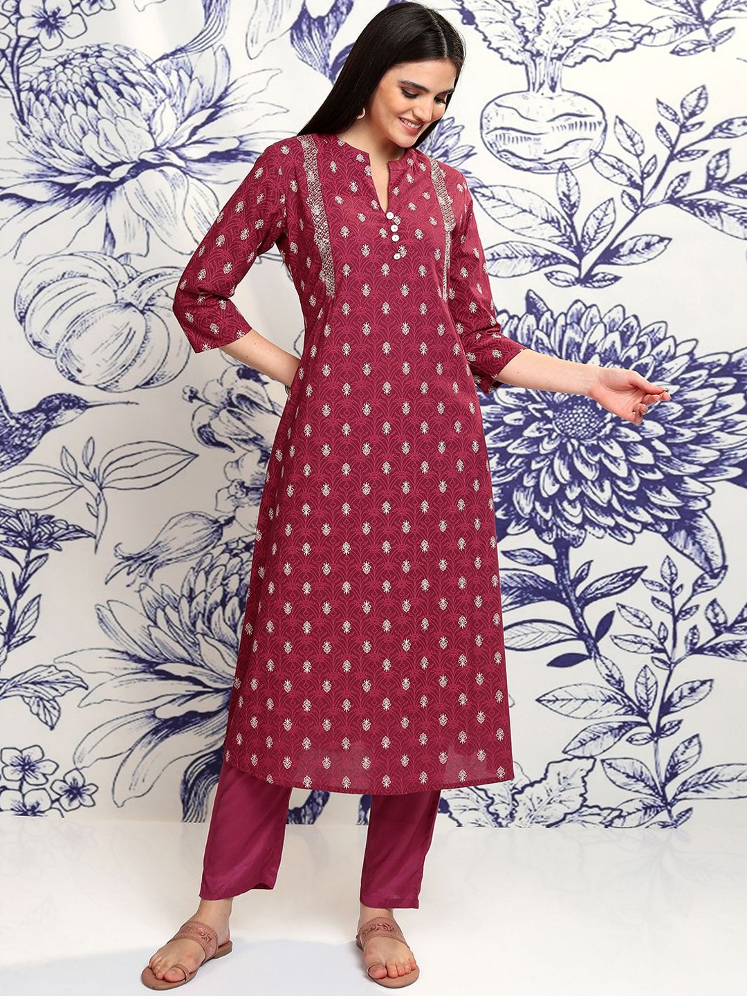 

Vishudh Floral Embroidered Cotton A Line Kurta, Red