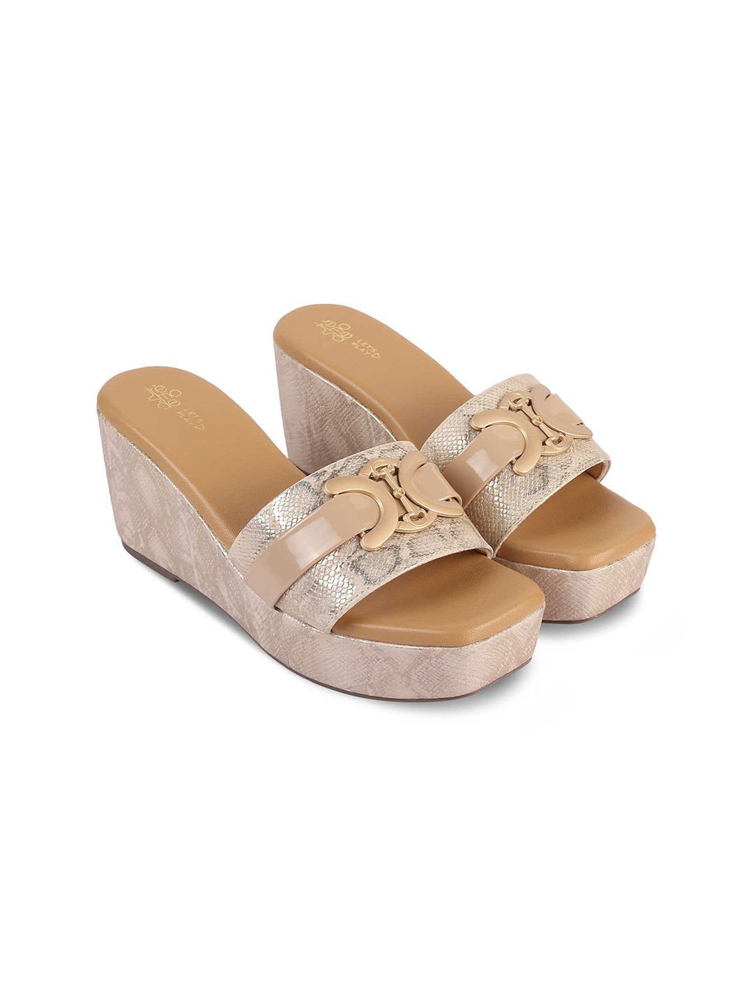 

Tresmode Printed Wedge Sandals with Buckles, Gold
