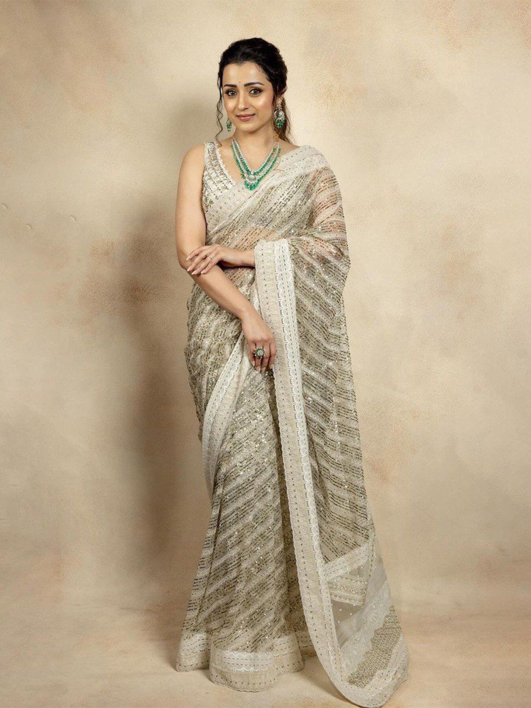 

Fashionuma Embellished Sequinned Net Saree, Off white