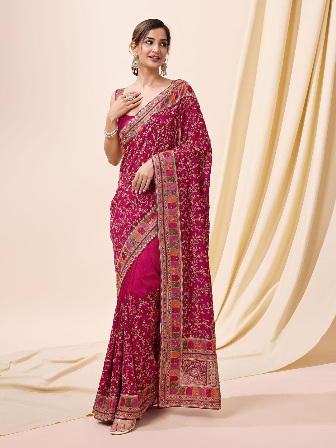 

Trendmalls Embellished Beads and Stones Heavy Work Saree, Pink