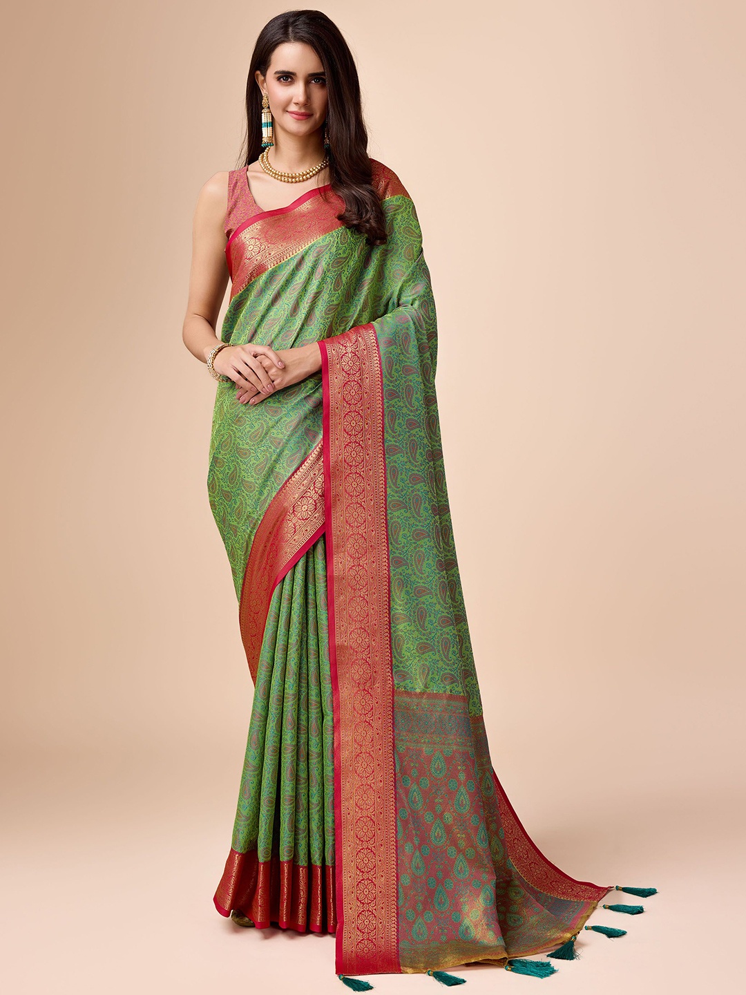 

Mitera Woven Design Zari Saree, Green